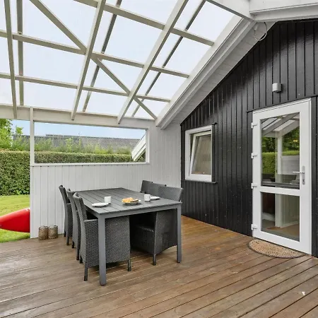 Holiday home Ullakarin - 350m From The Sea In Se Jutland By Interhome Sonderby (Midtjylland)