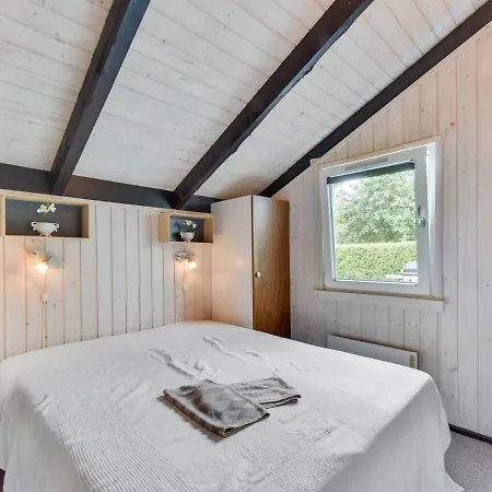 Holiday home Ullakarin - 350m From The Sea In Se Jutland By Interhome