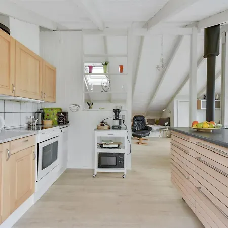 Ullakarin - 350m From The Sea In Se Jutland By Interhome
