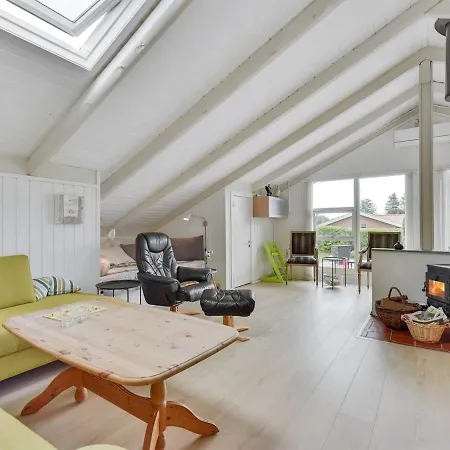 Ullakarin - 350m From The Sea In Se Jutland By Interhome *